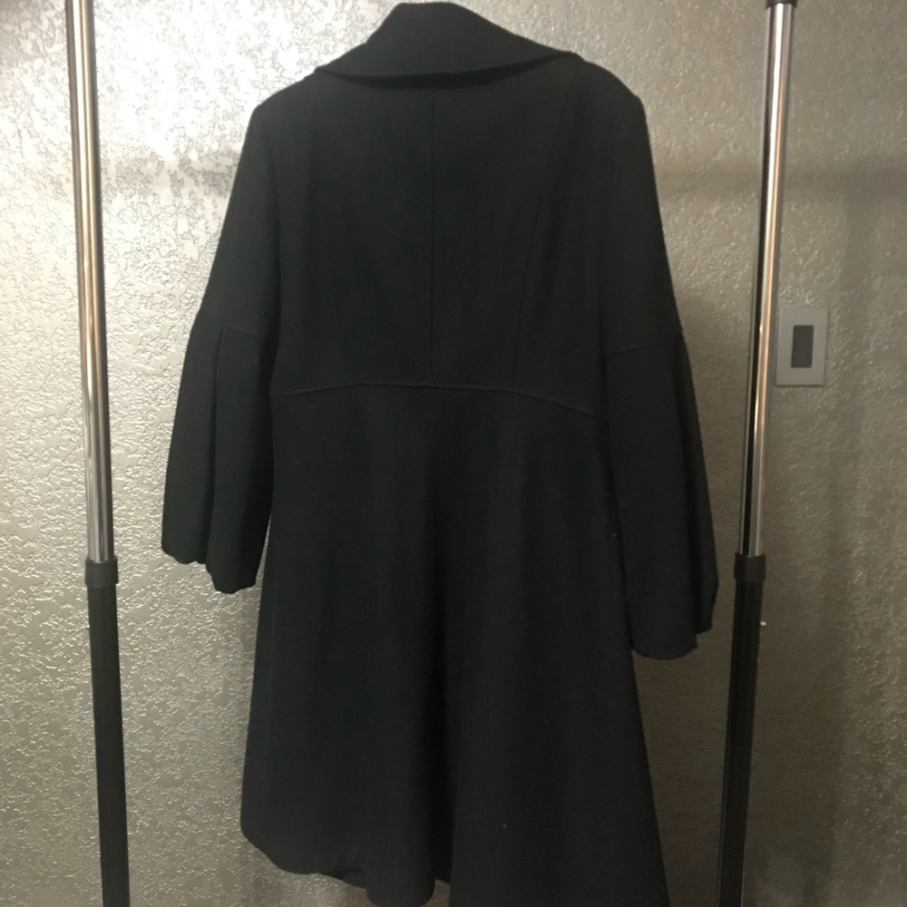 Coat - Picture 4 of 7